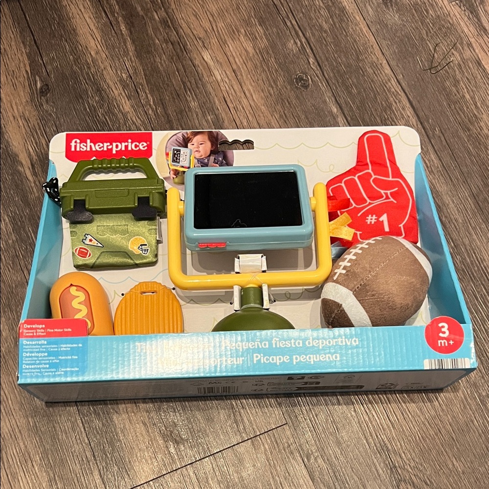 Fisher-Price Mini Me Moments Tiny Tailgater Set, Baby Sensory Learning Activity